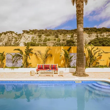 Casa Riba - Between Ocean & Countryside With Pool * Costa de Caparica