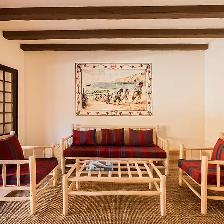 Casa Riba - Between Ocean & Countryside With Pool Βίλα Costa de Caparica