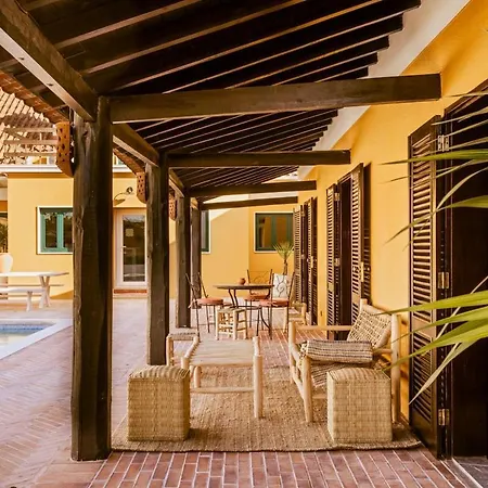 Villa Casa Riba - Between Ocean & Countryside With Pool Costa de Caparica